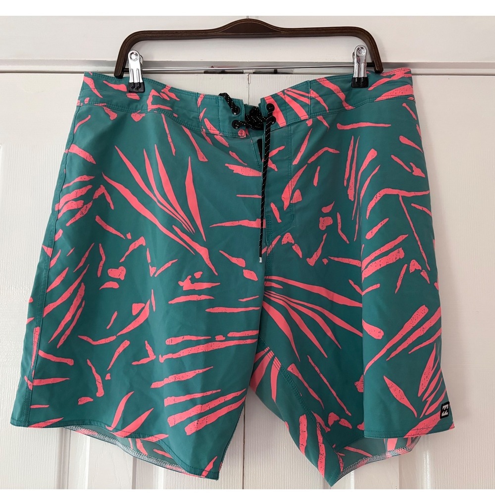 Billabong Recycler Sundays Pro Board Shorts Mens 40 Teal Pink Tropical Leaf